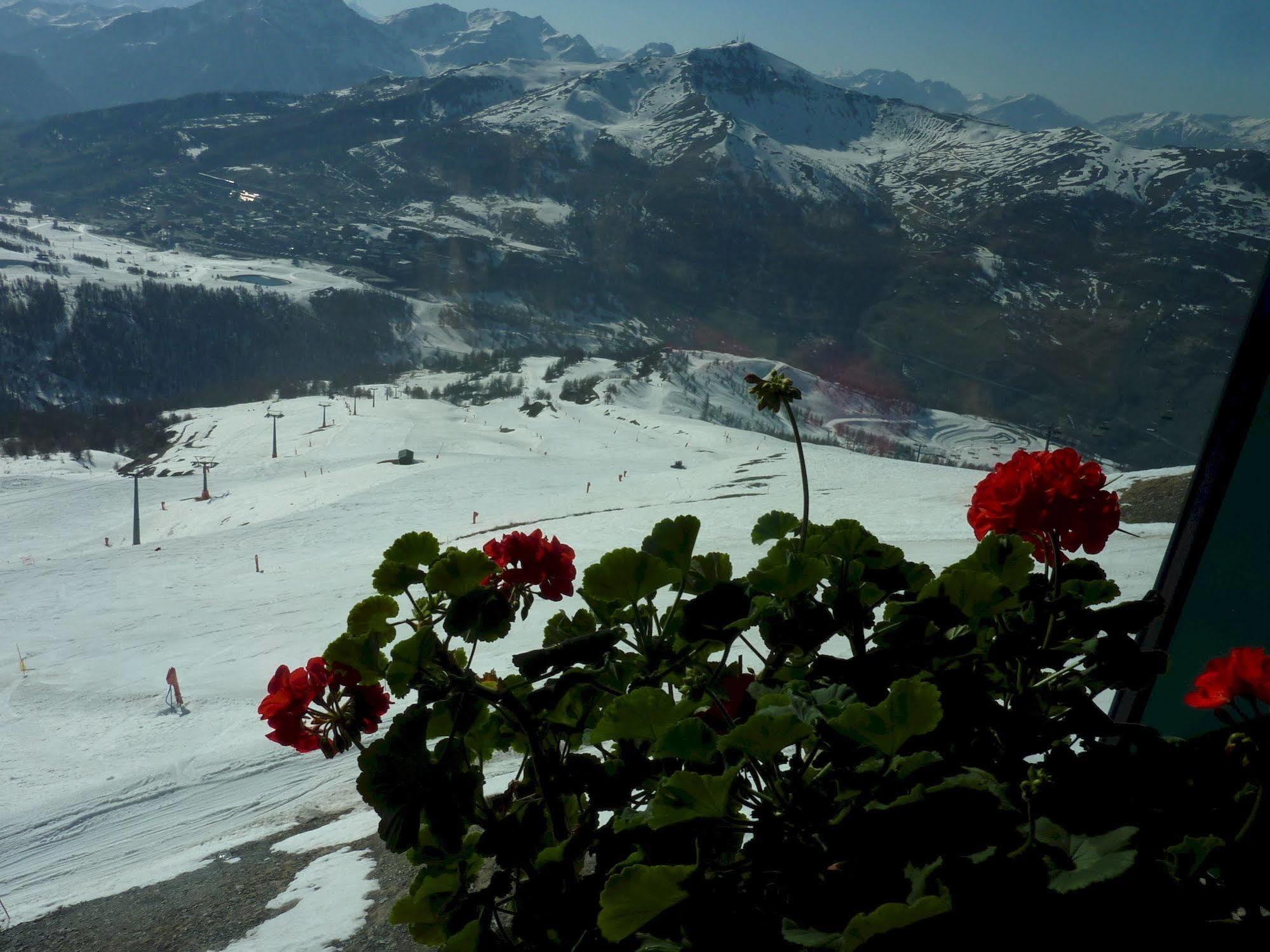 Tana Della Volpe Otel Colle Colle Sestriere Dış mekan fotoğraf